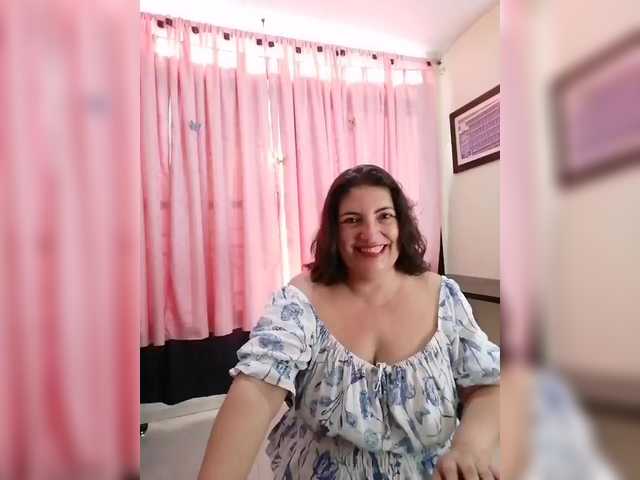 linamaria98's BongaCams show and profile