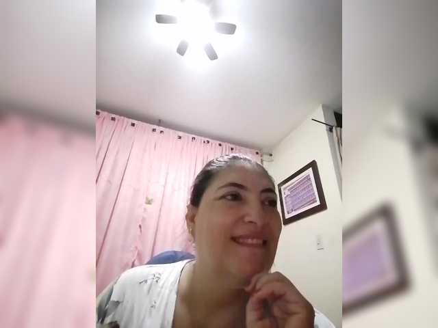 linamaria98's BongaCams show and profile