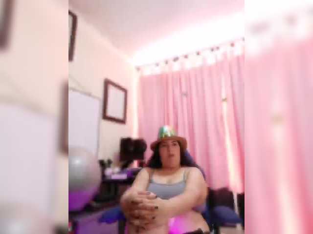 linamaria98's BongaCams show and profile