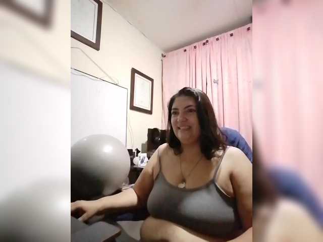 linamaria98's BongaCams show and profile