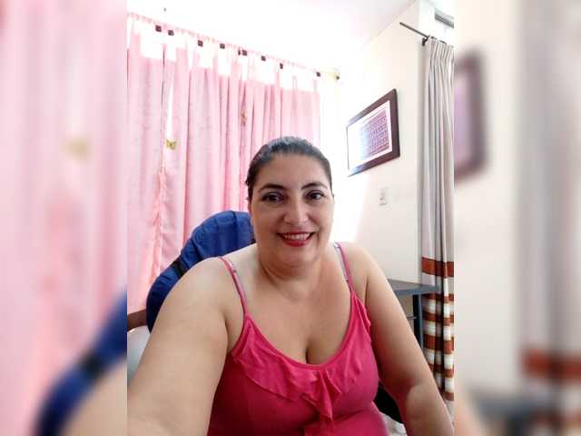 linamaria98's BongaCams show and profile