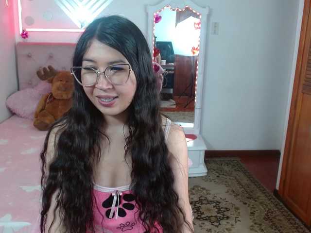 tiffany-squirt's BongaCams show and profile