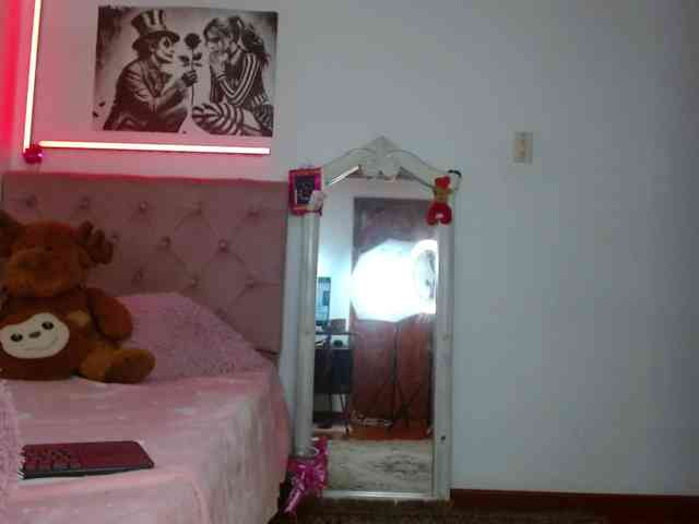 tiffany-squirt webcam