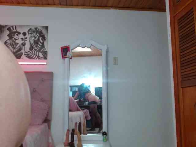 tiffany-squirt webcam