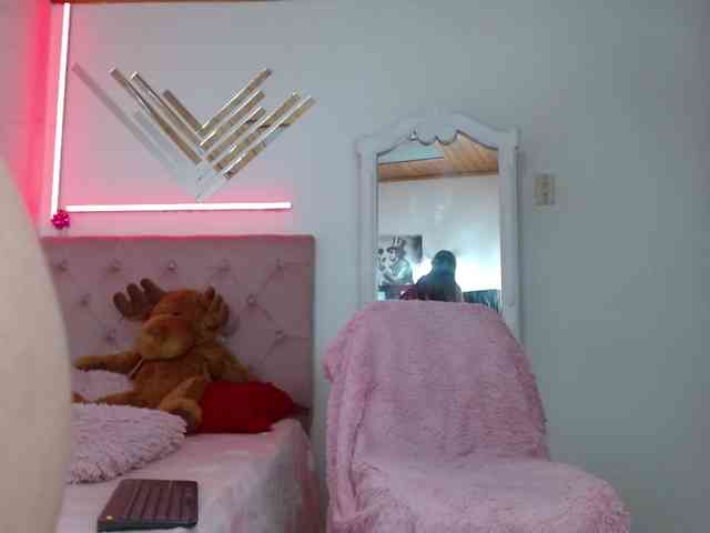 tiffany-squirt webcam