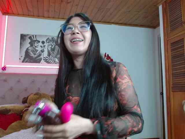 tiffany-squirt webcam