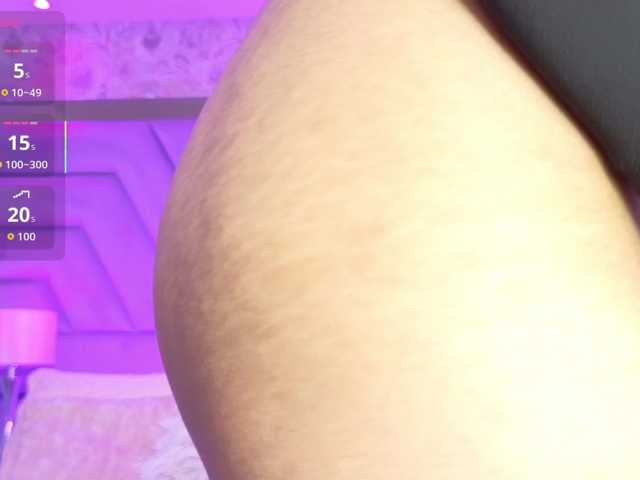 LunaRoussel's BongaCams show and profile