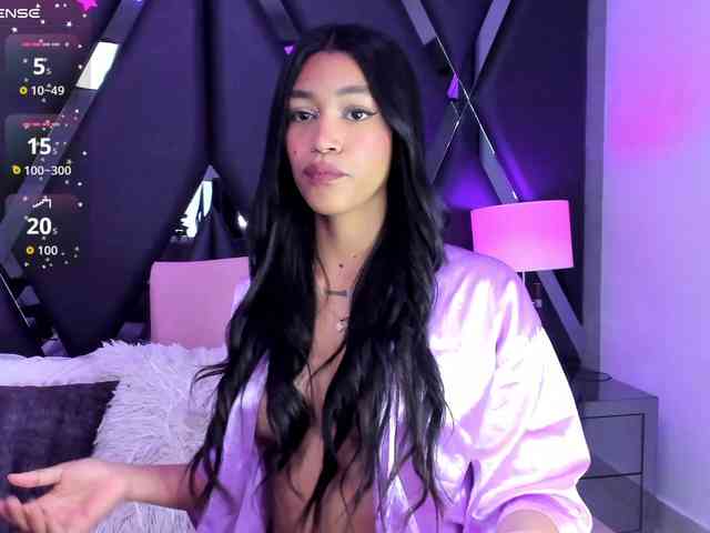 LunaRoussel LunaRoussel