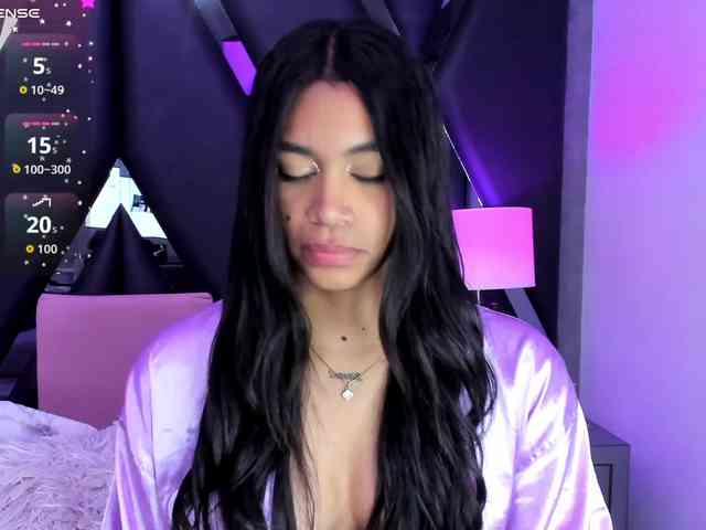 LunaRoussel LunaRoussel