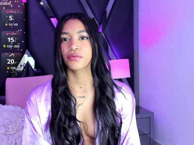 LunaRoussel LunaRoussel