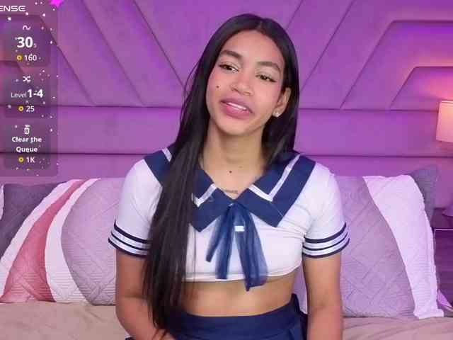 LunaRoussel LunaRoussel