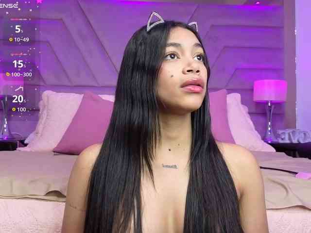 LunaRoussel LunaRoussel