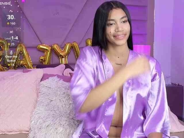 LunaRoussel LunaRoussel