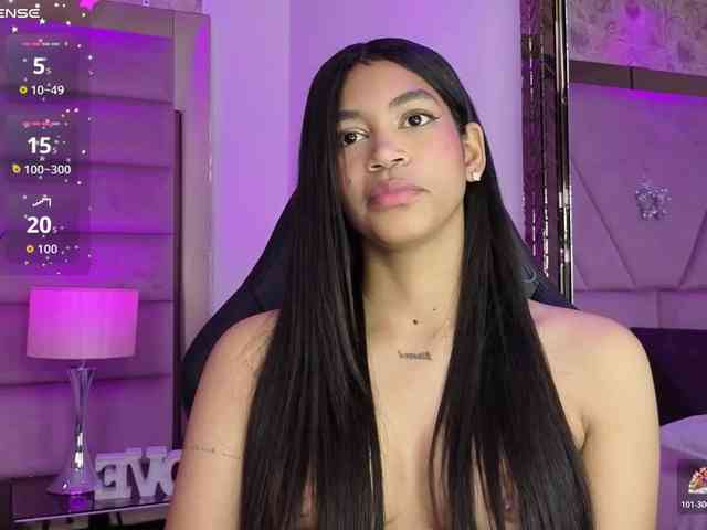 LunaRoussel LunaRoussel