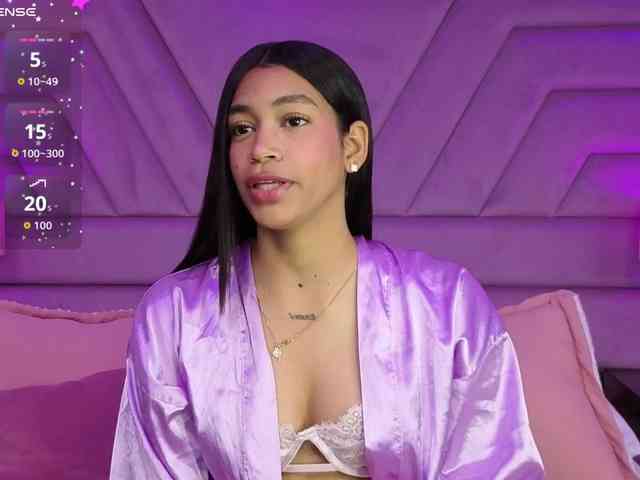 LunaRoussel LunaRoussel