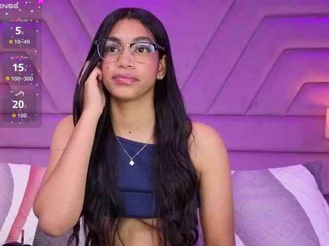 LunaRoussel LunaRoussel