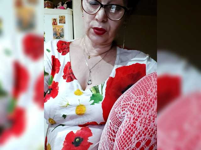 Cristinatina's BongaCams show and profile