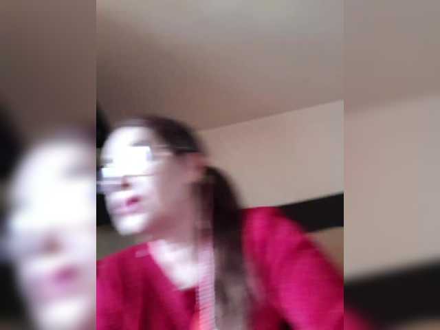 Cristinatina's BongaCams show and profile