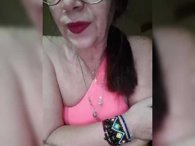 Sex chat gratuit in direct cu Cristinatina pe BongaCams