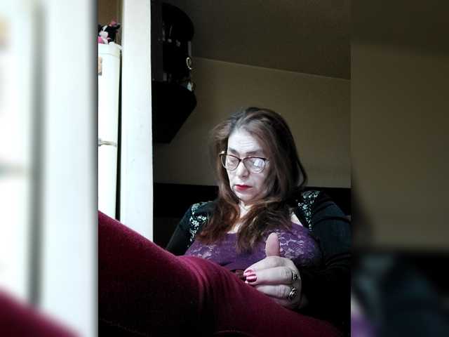 Cristinatina's BongaCams show and profile