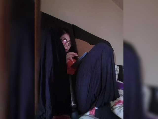 Cristinatina's BongaCams show and profile