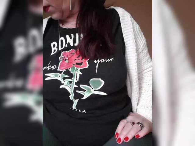 Cristinatina's BongaCams show and profile