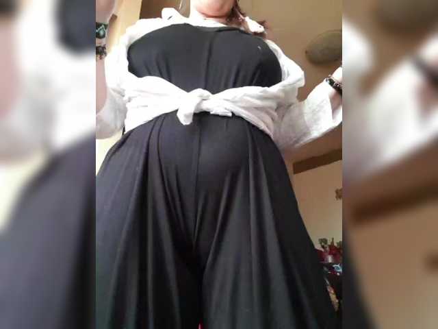 Cristinatina's BongaCams show and profile