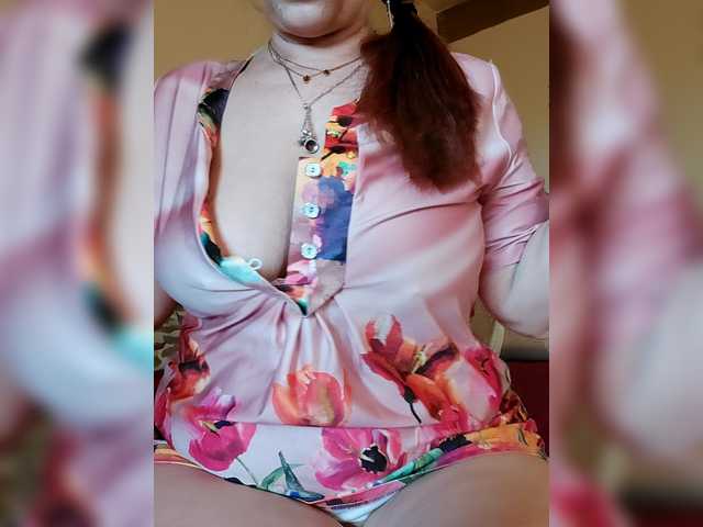 Cristinatina's BongaCams show and profile