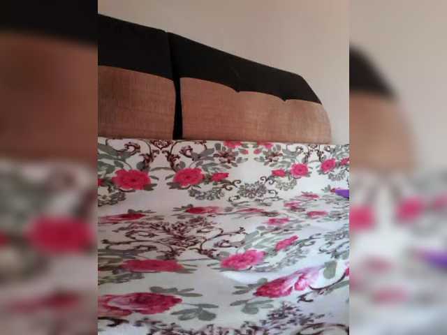 Cristinatina's BongaCams show and profile