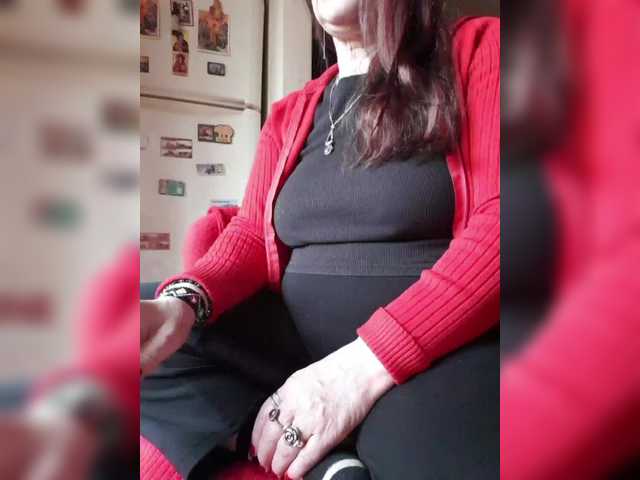 Cristinatina's BongaCams show and profile