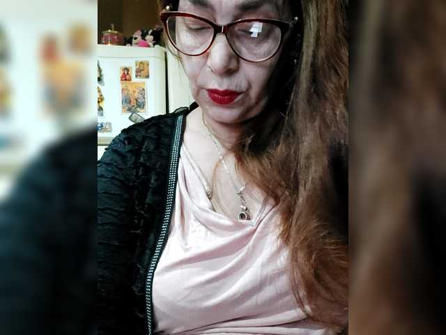 Cristinatina's BongaCams show and profile