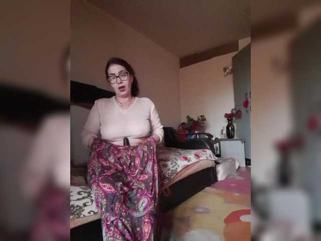 go to chat with Cristinatina