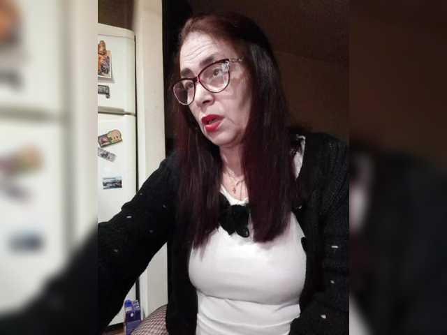 Sex chat gratuit in direct cu Cristinatina pe BongaCams