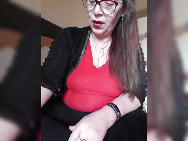 Cristinatina's BongaCams show and profile