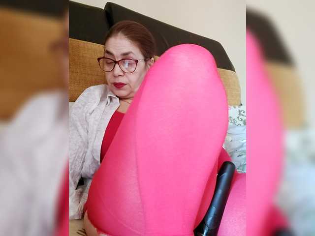 Cristinatina's BongaCams show and profile