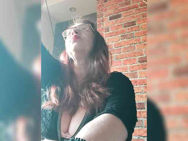 LoveTinaForever webcam