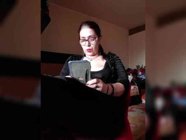 LoveTinaForever webcam