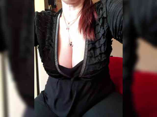 LoveTinaForever webcam