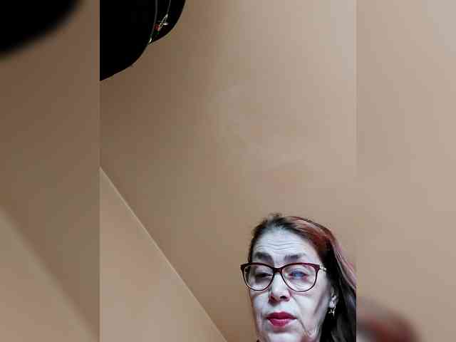 LoveTinaForever webcam