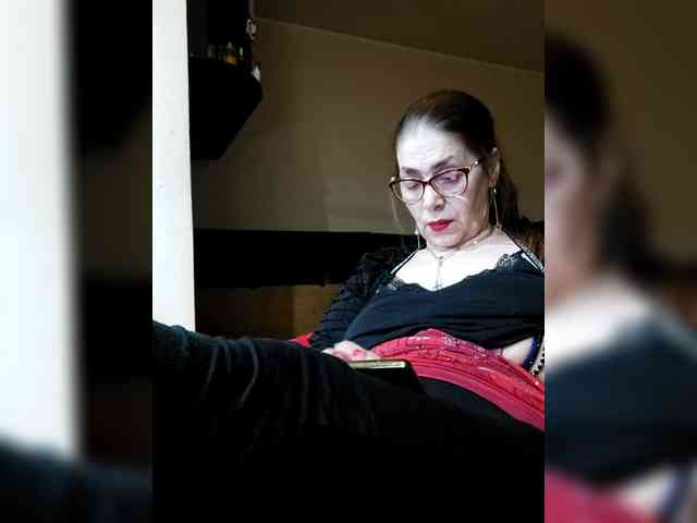 LoveTinaForever webcam