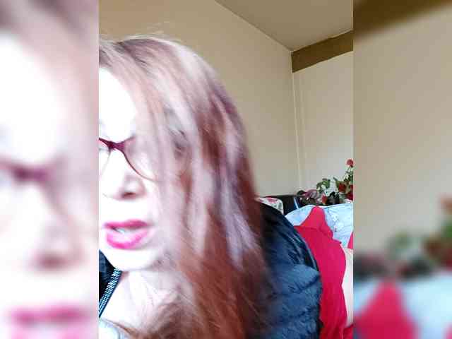 LoveTinaForever webcam