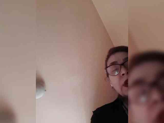 LoveTinaForever webcam