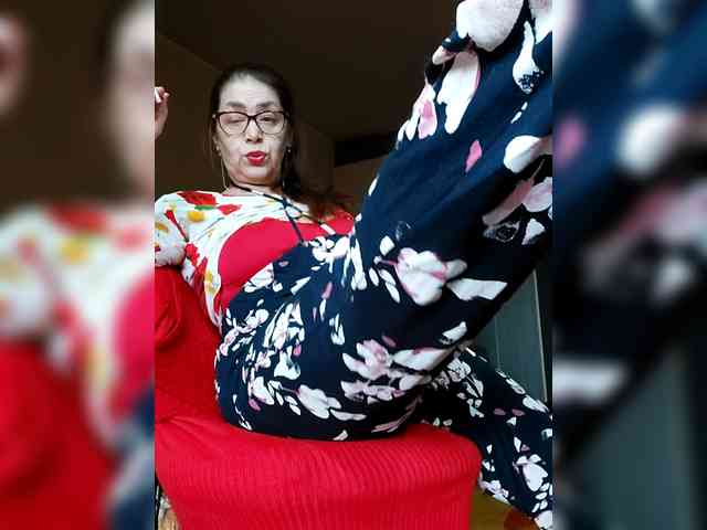 LoveTinaForever webcam