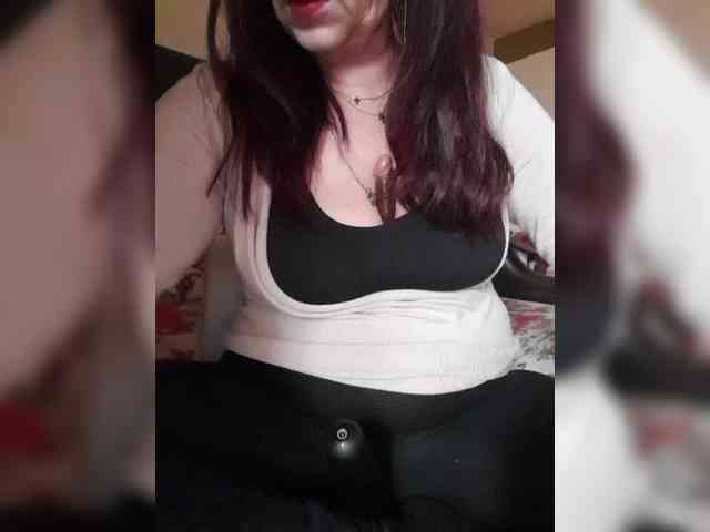 LoveTinaForever webcam