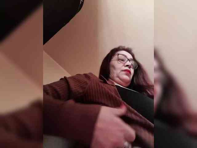 LoveTinaForever webcam