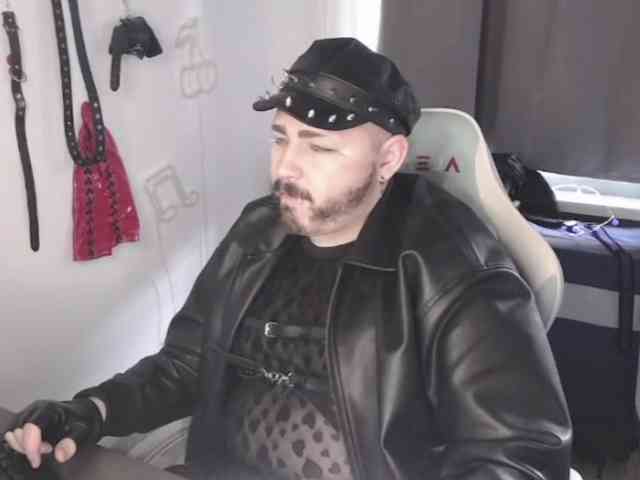 NaughtyFabian NaughtyFabian