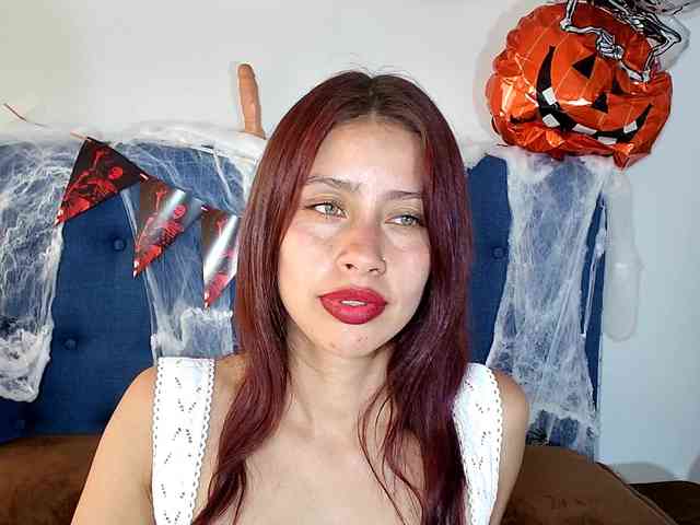 Sofiia-Tay webcam