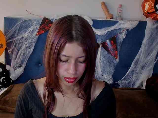 Sofiia-Tay webcam