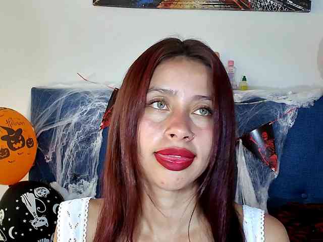 Sofiia-Tay webcam