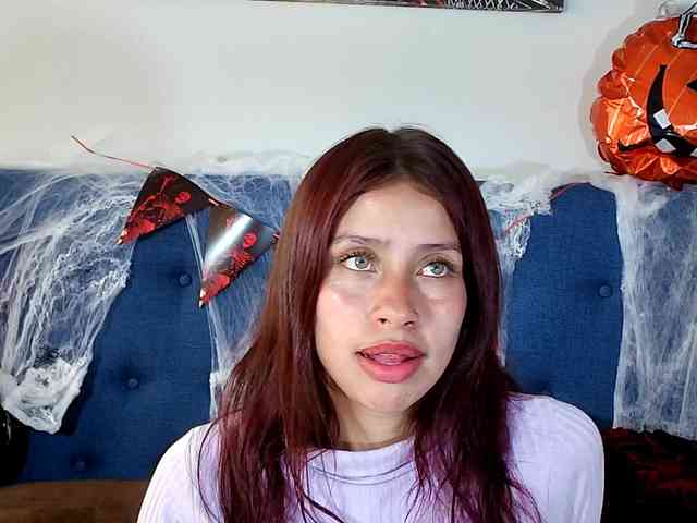 Sofiia-Tay webcam